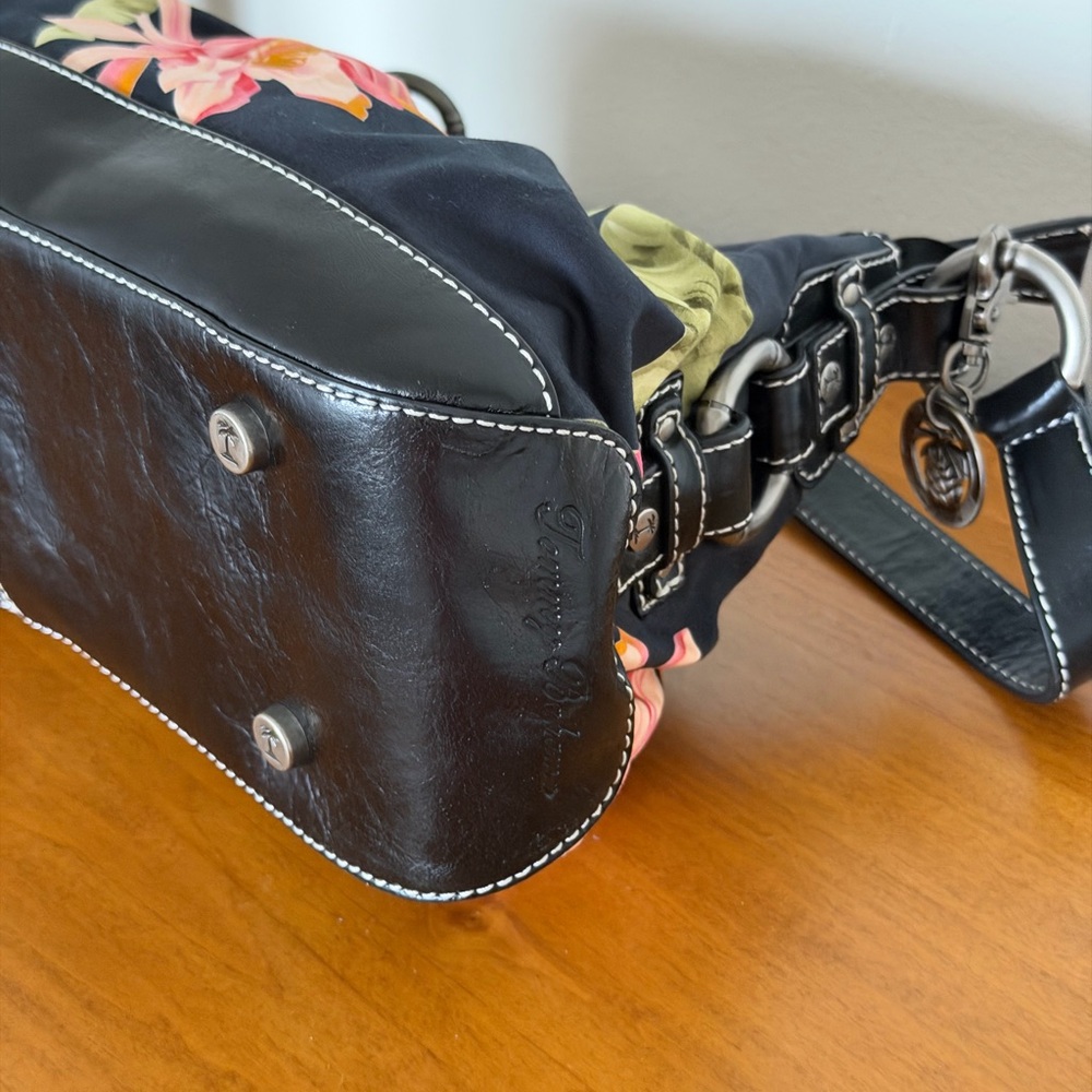 Tommy Bahama Santiago Hobo Shoulder Bag  Tropical Floral Print - Leather Trim - Picture 5 of 16